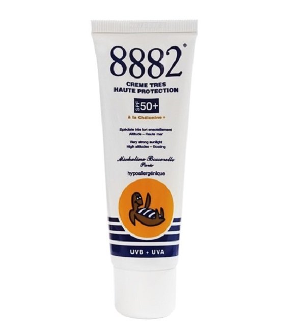 8882 Crème Fluide Très Haute Protection SPF 50+