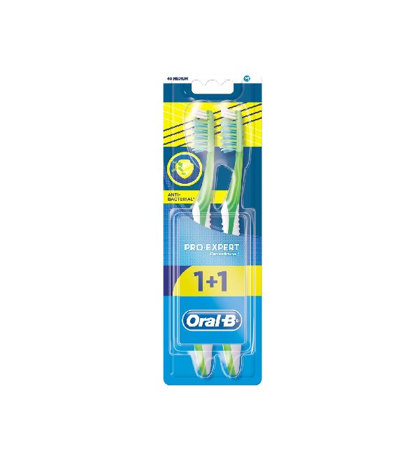 Oral-B Brosse A dent Pro Expert Anti Bacterial 1+1